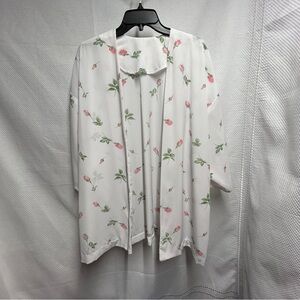 Pink and White Rosebud‎ Floral Suit Jacket with Elegant Flow